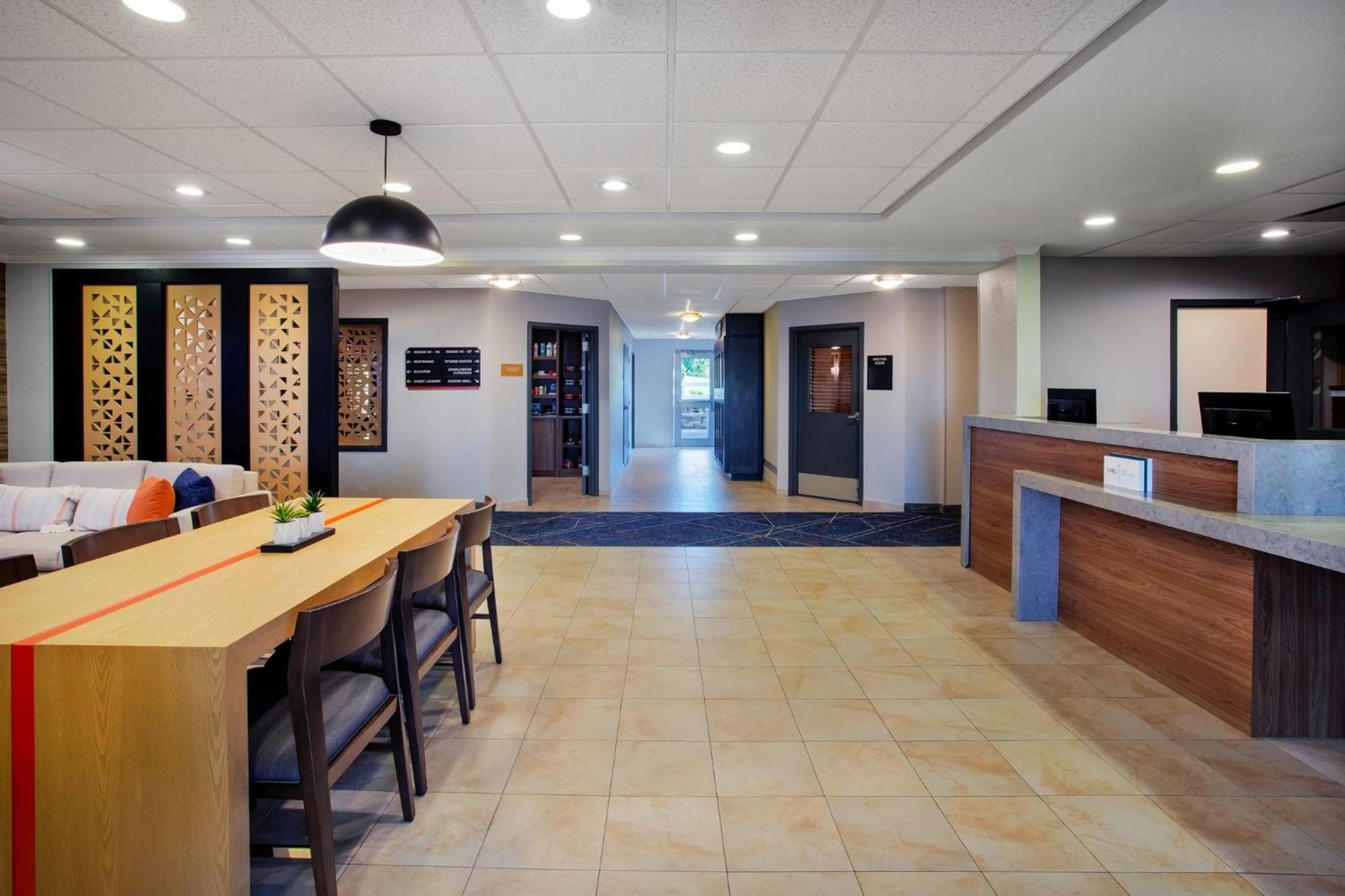 Candlewood Suites Kenosha By Ihg Pleasant Prairie Exterior photo