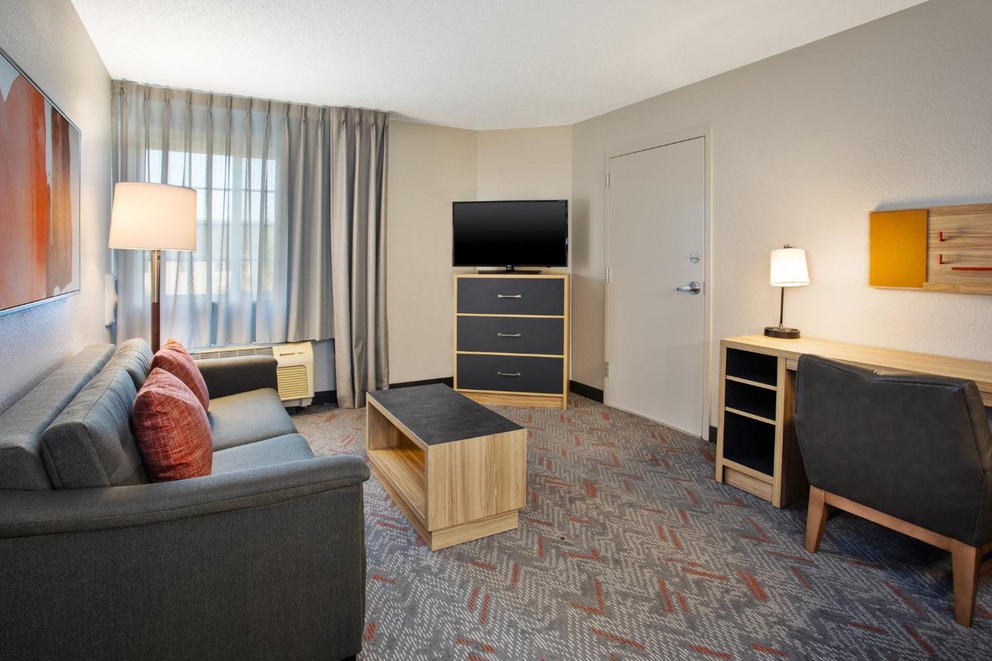 Candlewood Suites Kenosha By Ihg Pleasant Prairie Exterior photo