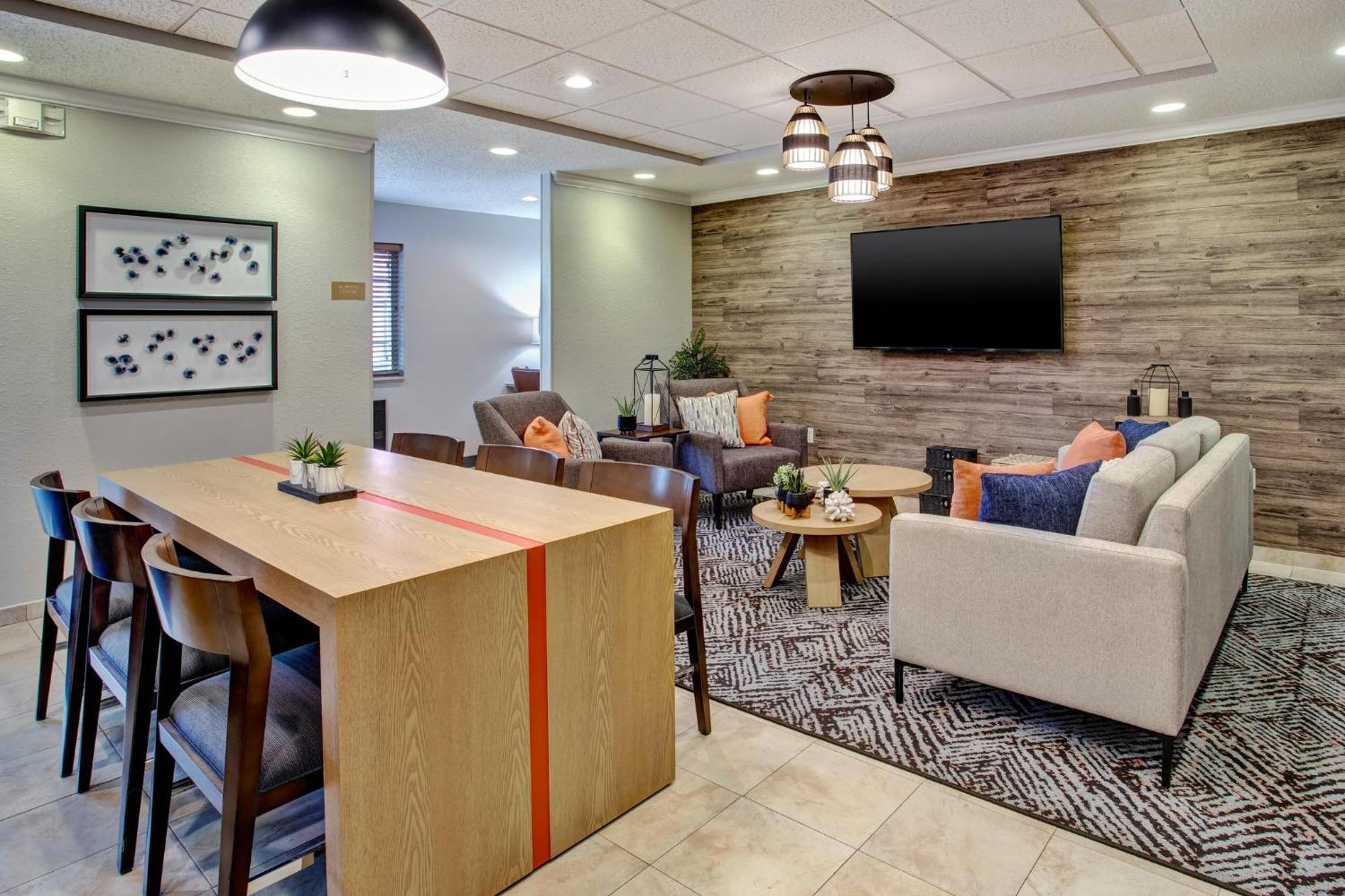 Candlewood Suites Kenosha By Ihg Pleasant Prairie Exterior photo
