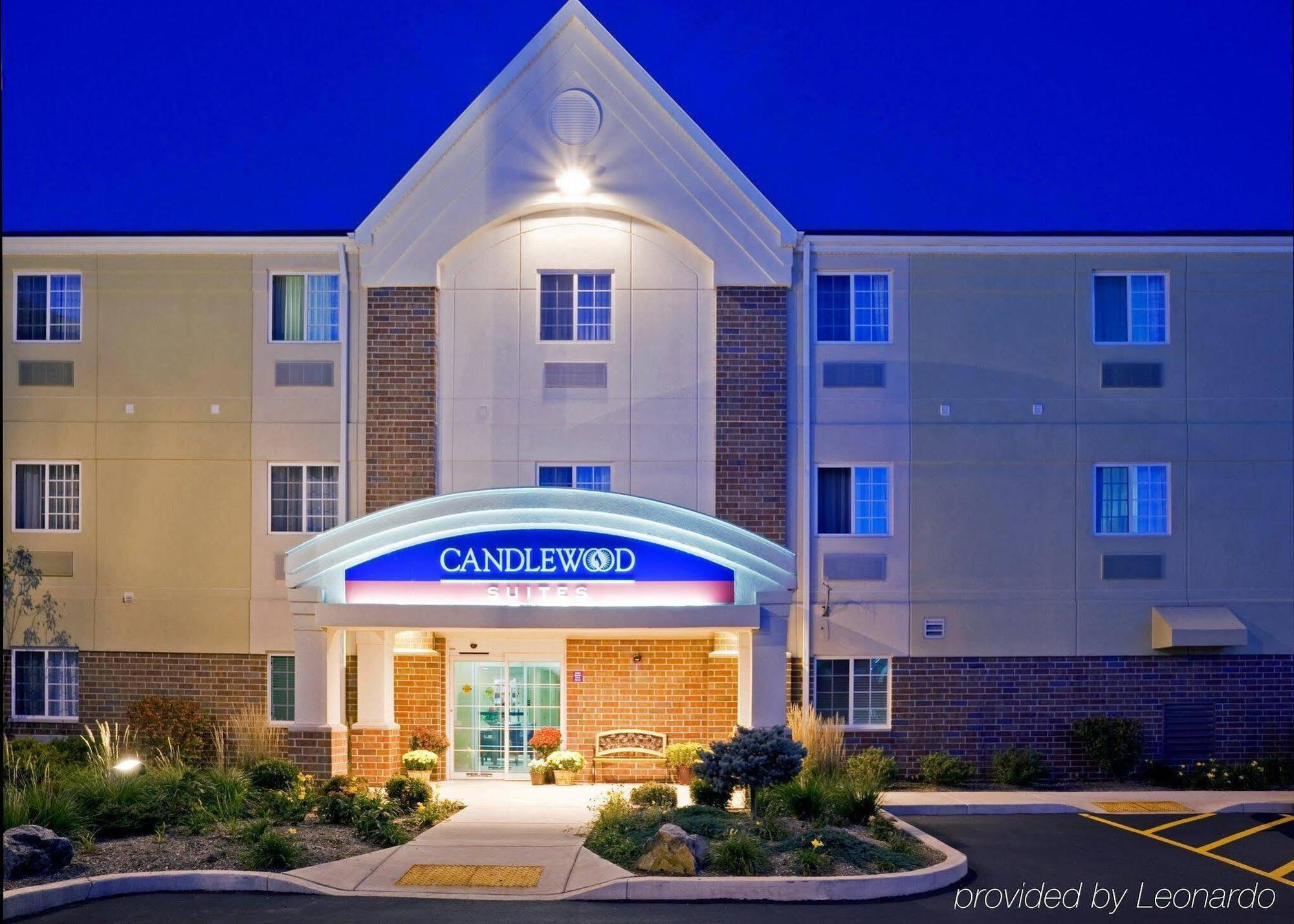 Candlewood Suites Kenosha By Ihg Pleasant Prairie Exterior photo