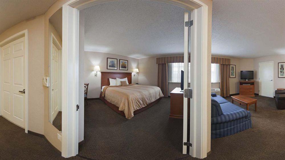 Candlewood Suites Kenosha By Ihg Pleasant Prairie Exterior photo